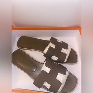 Hermes Sandals